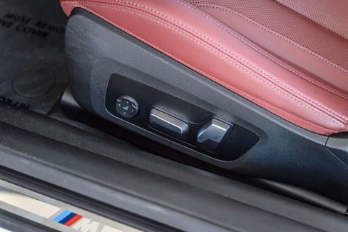 Used 2022 BMW M440i Convertible w/ Premium Package image 42