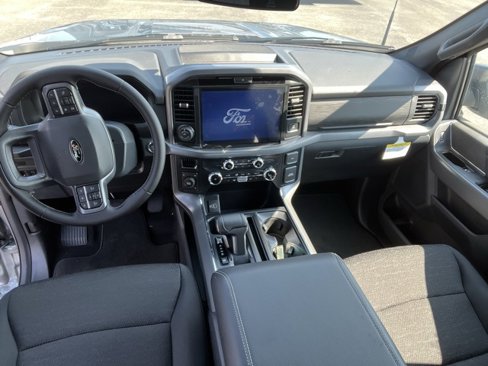 New 2025 Ford F150 XLT image 8