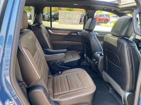 New 2026 GMC Acadia Denali Ultimate w/ LPO, Floor Liner Package image 63
