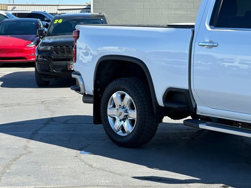 Used 2022 Chevrolet Silverado 2500 LTZ image 4