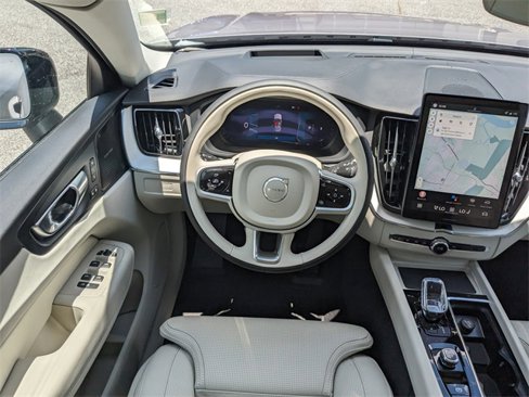 New 2026 Volvo XC60 B5 Ultra w/ Climate Package image 17