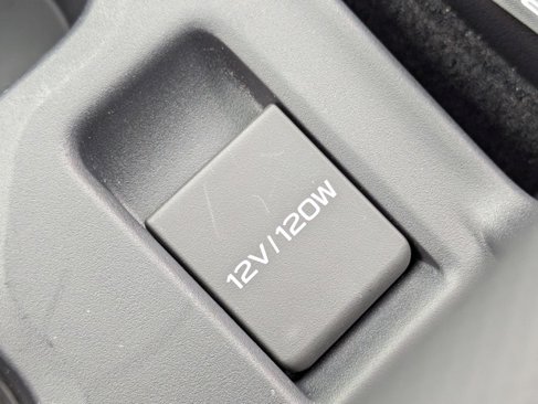 Certified 2025 Subaru Forester Limited image 23