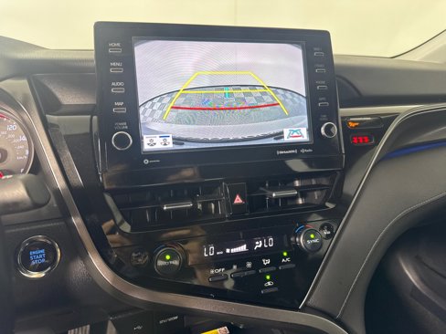 Used 2023 Toyota Camry XSE image 19