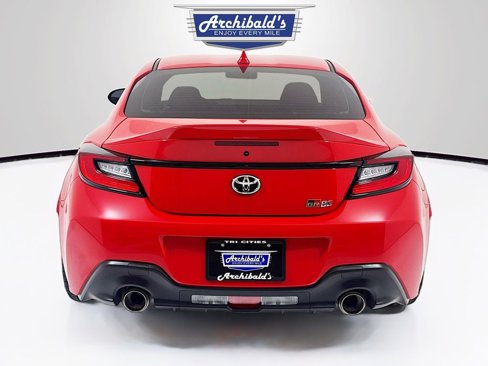 Used 2023 Toyota GR86 Premium image 6