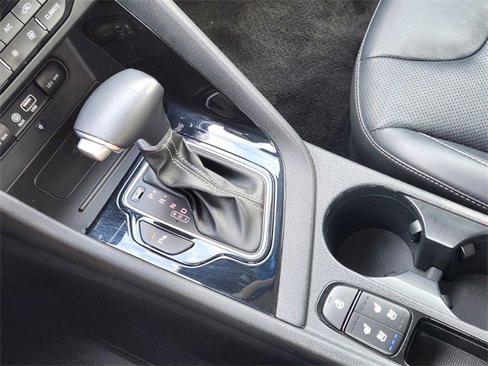 Certified 2019 Kia Niro Touring image 21