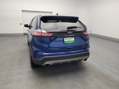 Used 2024 Ford Edge Titanium image 6