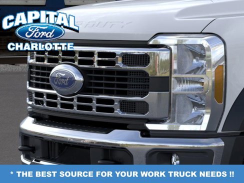 New 2026 Ford F550 4x4 Crew Cab image 17
