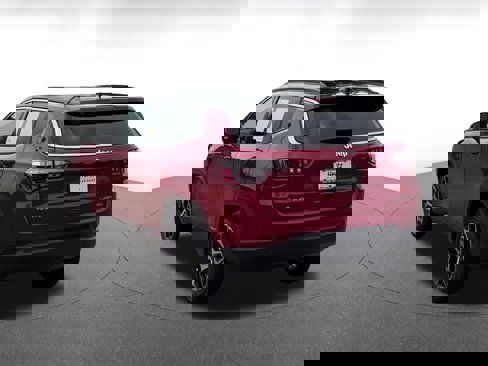 Used 2025 Jeep Compass Limited image 11