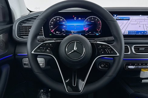New 2026 Mercedes-Benz GLS 450 4MATIC image 18