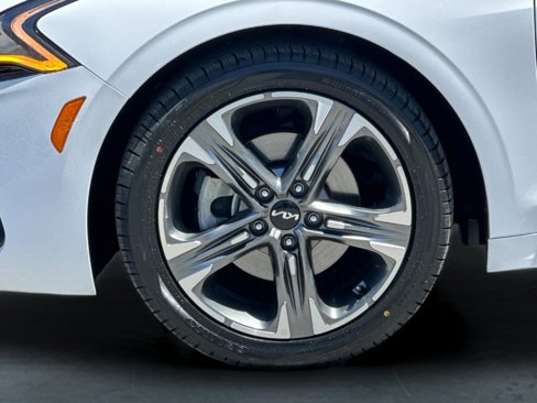 Certified 2022 Kia K5 EX image 24