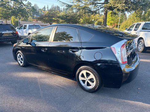 Used 2015 Toyota Prius Two image 5