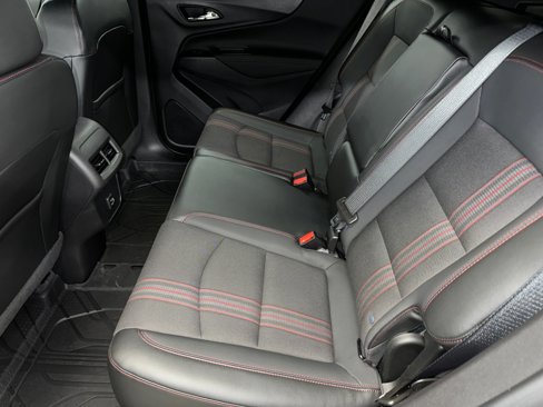 Used 2023 Chevrolet Equinox RS w/ LPO, Floor Liner Package image 18