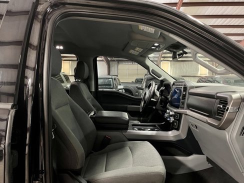 Used 2024 Ford F150 XLT w/ Mobile Office Package image 13