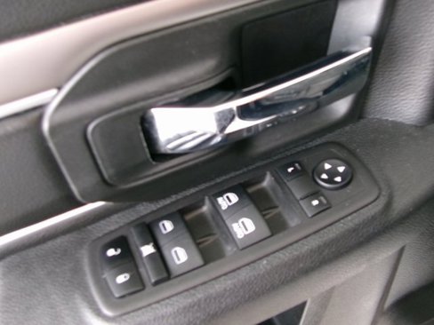 Used 2024 RAM 1500 Classic Warlock image 12