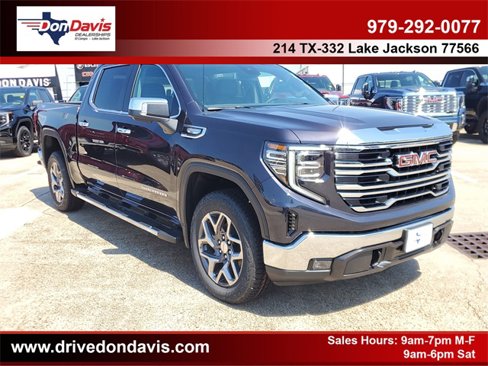 New 2026 GMC Sierra 1500 SLT image 2