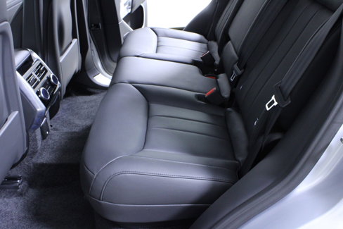 New 2025 Land Rover Range Rover SE image 10