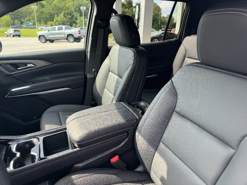 New 2026 Chevrolet Traverse LT w/ Sun and Wheel Package image 12
