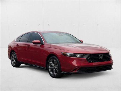 Used 2024 Honda Accord EX image 3