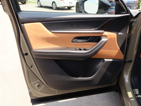 Certified 2025 MAZDA CX-70 3.3 Turbo S w/ Premium Plus image 25
