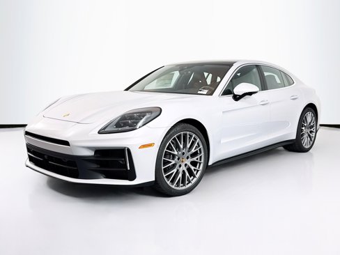 New 2025 Porsche Panamera image 1