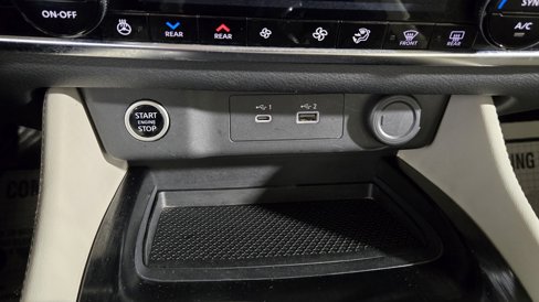 Used 2023 Nissan Rogue SL w/ SL Premium Package image 16