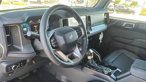 New 2025 Ford Bronco Badlands image 15