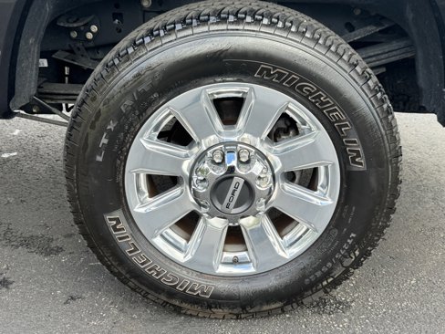 Certified 2022 Ford F350 Platinum w/ Snow Plow Prep Package image 55