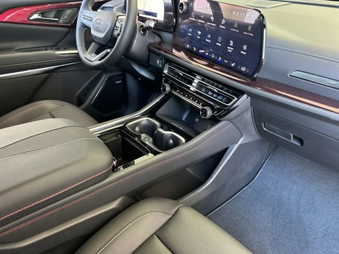 New 2025 Chevrolet Traverse Z71 image 19