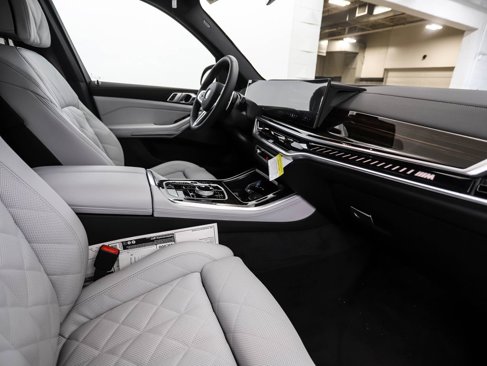 New 2026 BMW X5 M60i image 31