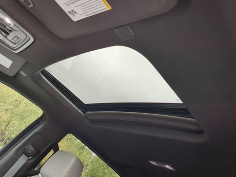 Certified 2024 Chevrolet Silverado 1500 LTZ w/ LTZ Premium Package image 20