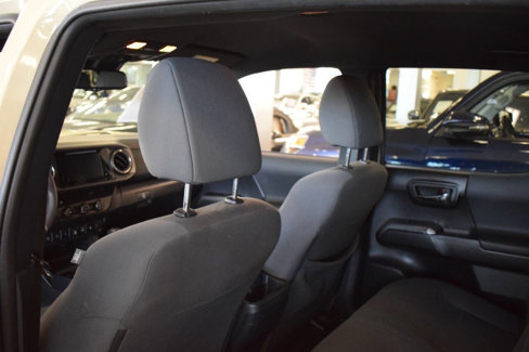 Used 2019 Toyota Tacoma TRD Off-Road w/ Technology Package image 78