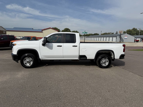 Used 2021 Chevrolet Silverado 2500 W/T w/ WT Convenience Package image 6