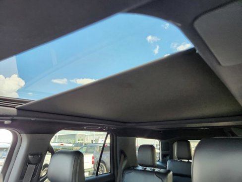 New 2025 Ford Expedition Platinum image 14