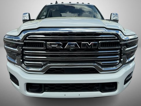 New 2025 RAM 3500 Laramie image 9