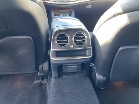 Used 2015 Mercedes-Benz S 550 4MATIC Sedan image 24
