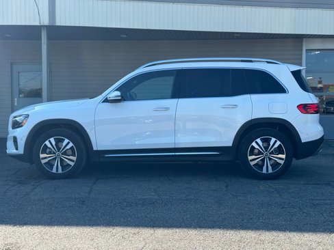 Used 2024 Mercedes-Benz GLB 250 4MATIC w/ Exclusive Package image 2