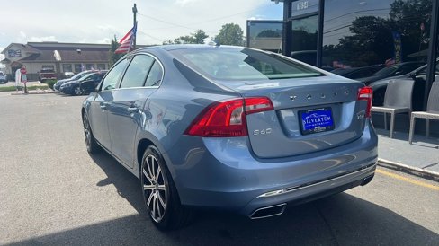 Used 2017 Volvo S60 T5 Inscription image 5