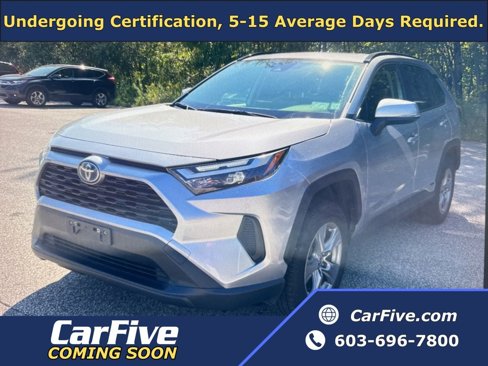 Used 2022 Toyota RAV4 XLE w/ Convenience Package image 1