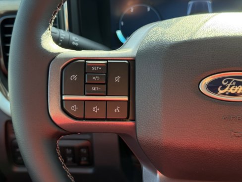 New 2026 Ford F250 Lariat image 24