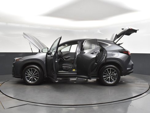 New 2026 Lexus NX 350 AWD image 48