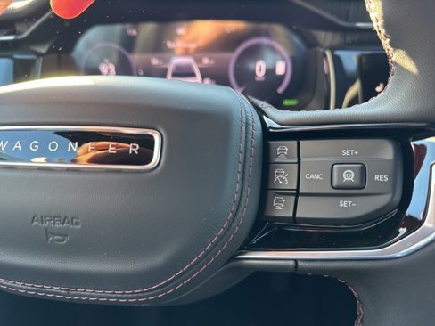 New 2025 Jeep Wagoneer Limited w/ Comfort Package image 19