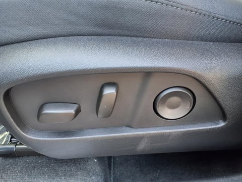 New 2026 Chevrolet Equinox LT w/ Convenience Package II image 23