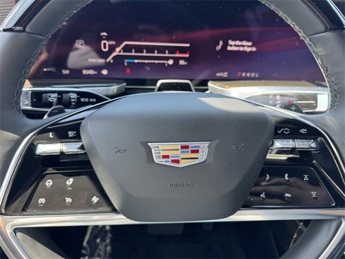 Certified 2025 Cadillac Escalade ESV Premium Luxury image 18
