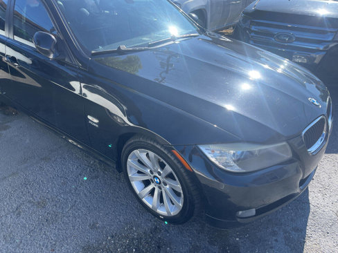 Used 2009 BMW 328i xDrive Sedan image 8