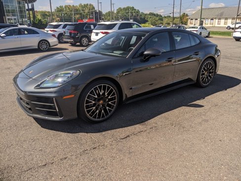 Used 2025 Porsche Panamera 4 image 7