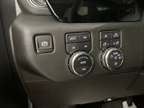 New 2026 GMC Sierra 1500 SLT w/ SLT Convenience Package image 26