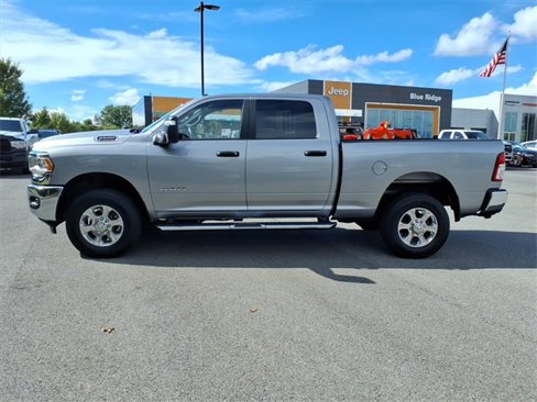 Used 2024 RAM 2500 Big Horn w/ Bed Utility Group image 7