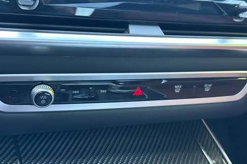 New 2026 BMW X7 M60i image 19