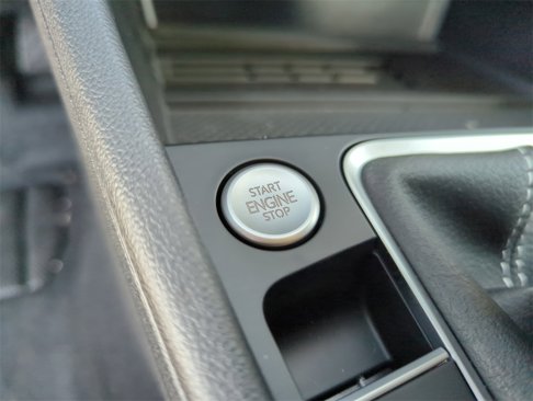 New 2025 Volkswagen Jetta SE image 41
