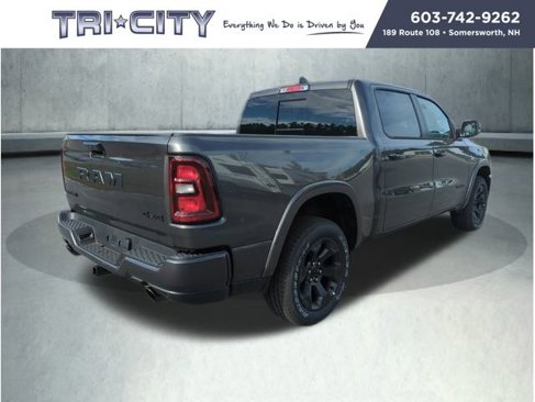 New 2026 RAM 1500 4x4 Crew Cab image 5